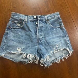 Levi’s distressed high-rise jean shorts